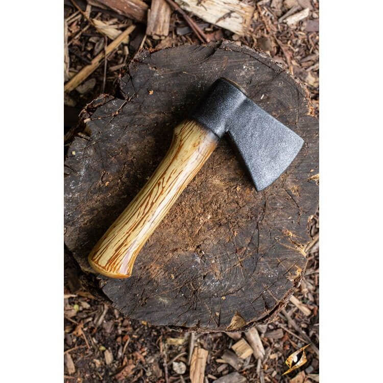 Woodsman Throwing Axe - Latex LARP Gear Calimacil  | Multizone: Comics And Games