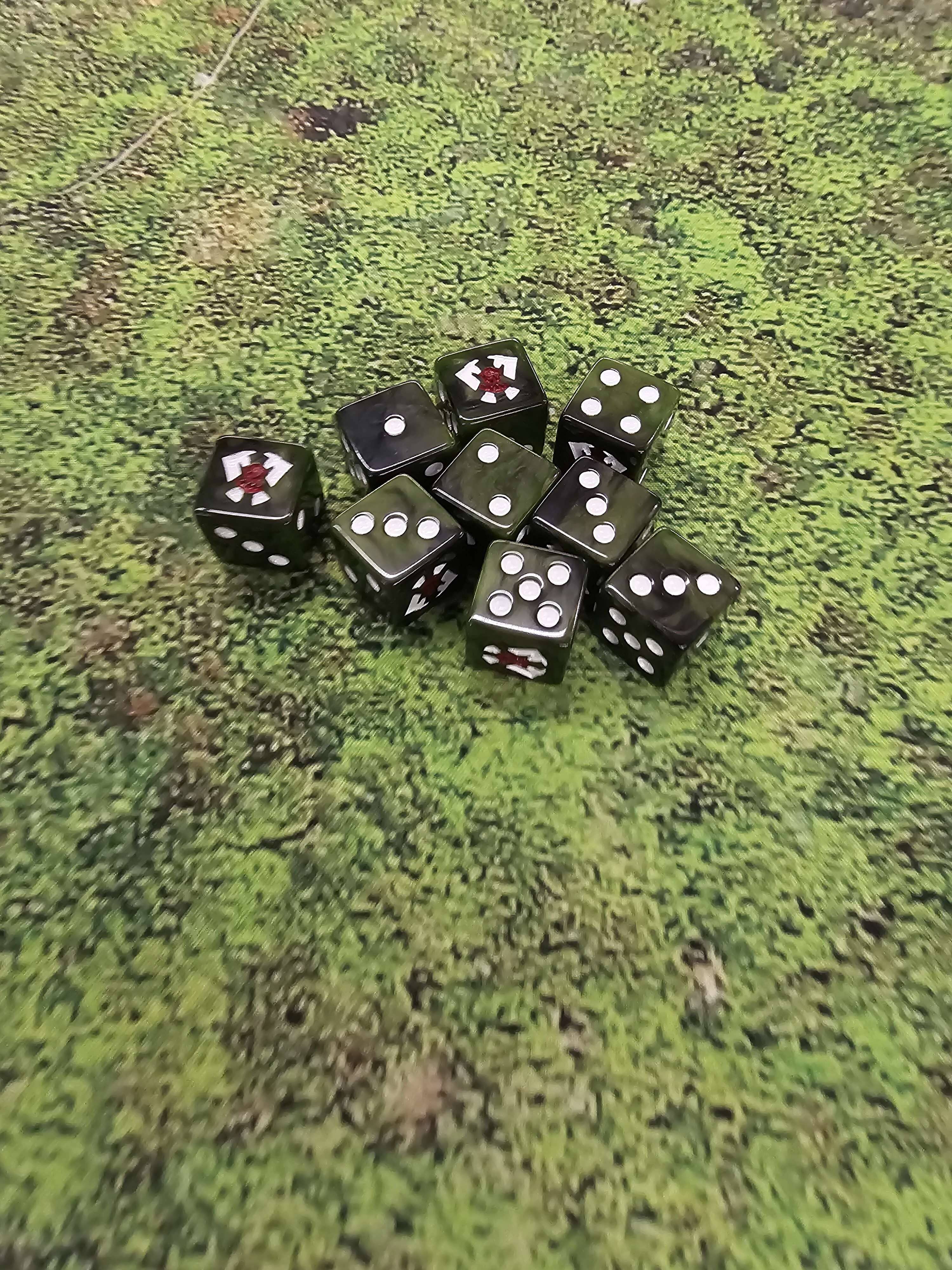 The Red Monsta (16MM) - 25CT Dice Red Dragon  | Multizone: Comics And Games