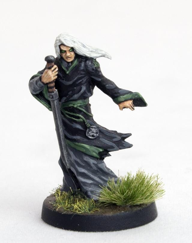 Trilian: Enforcer (Pose 1) Miniatures DGS  | Multizone: Comics And Games