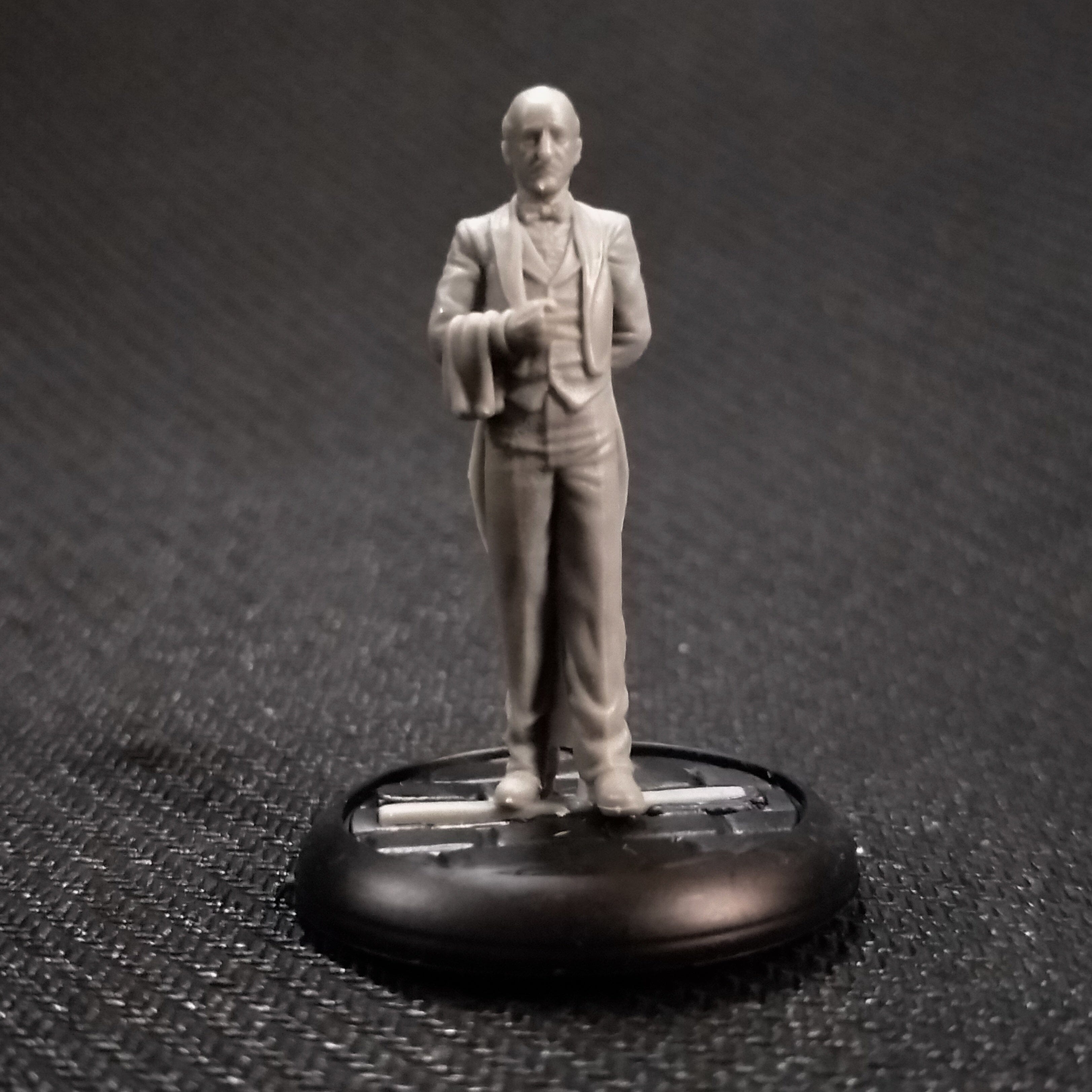 PROMO Alfred Pennyworth Multizone: Comics And Games  | Multizone: Comics And Games